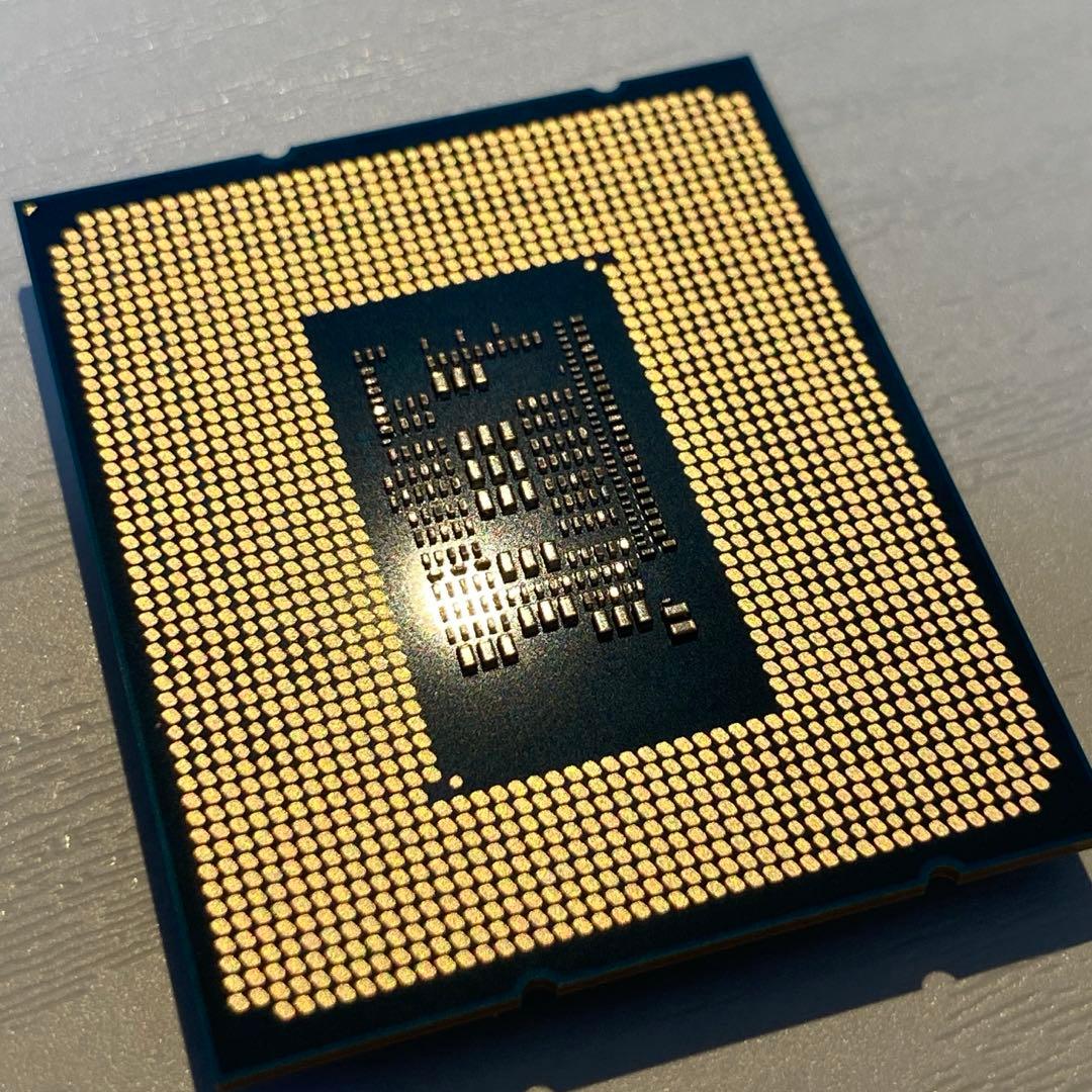 Intel Core i5-12400F 動作確認済み CPU