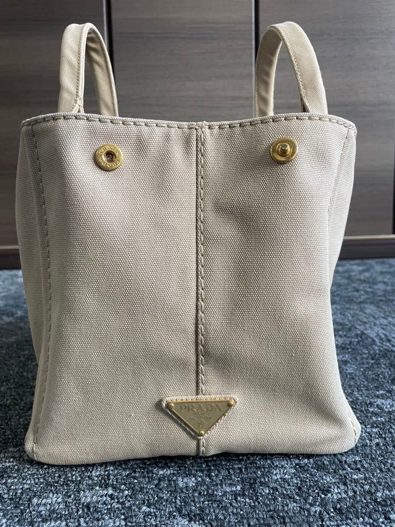 T*P様 PRADA カナパ バッグ ベージュ
