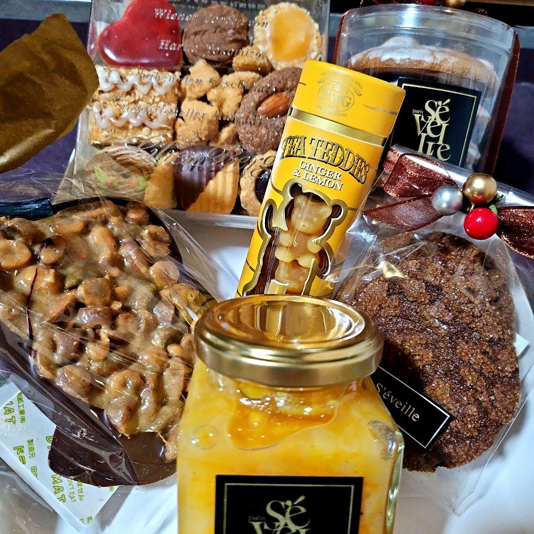 《クリスマスのお菓子詰め合わせ》