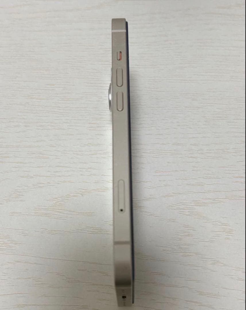 Apple iPhone 14 6.1インチ