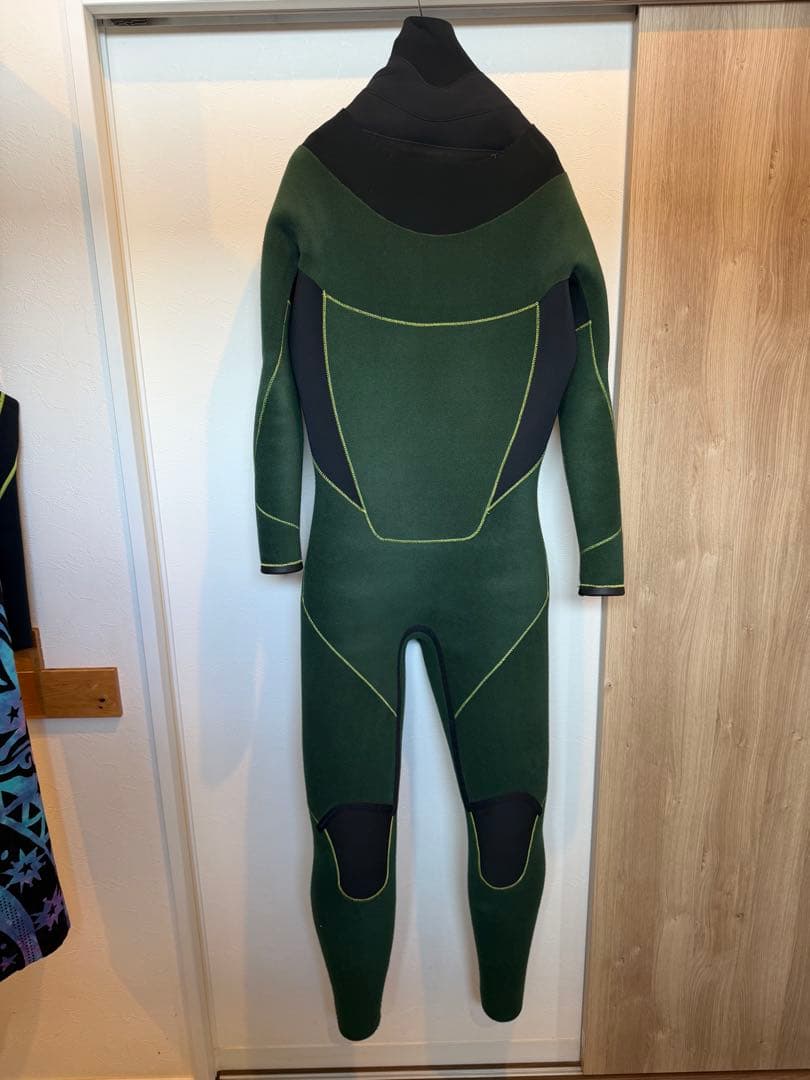 BEWETロングチェストジップ　セミドライウエットスーツ　XLＢ