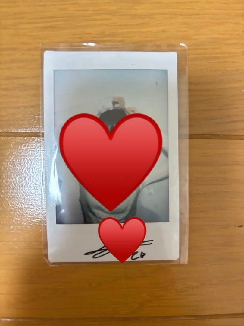 tripleS VV リン 川上凜 Lynn サイン入り ポラロイド チェキ