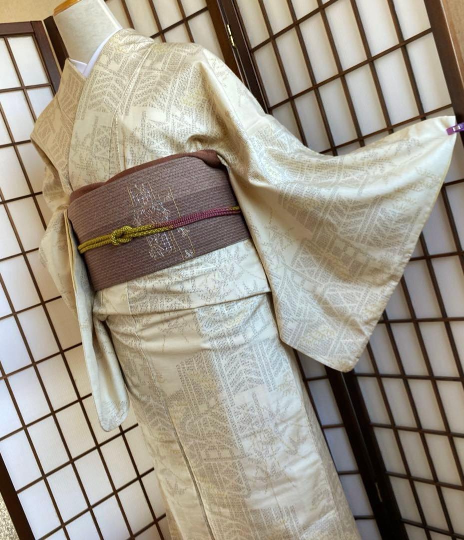 値下げ　結城紬　 板垣に竹松模様 ゆったりサイズ　 真綿紬