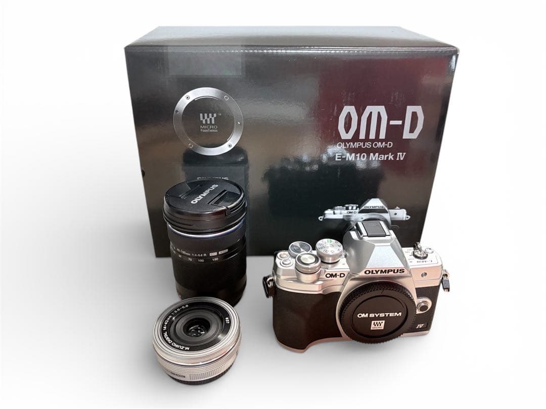 ♥︎minnie♡ OLYMPUS OM-D E-M10 Mark IV