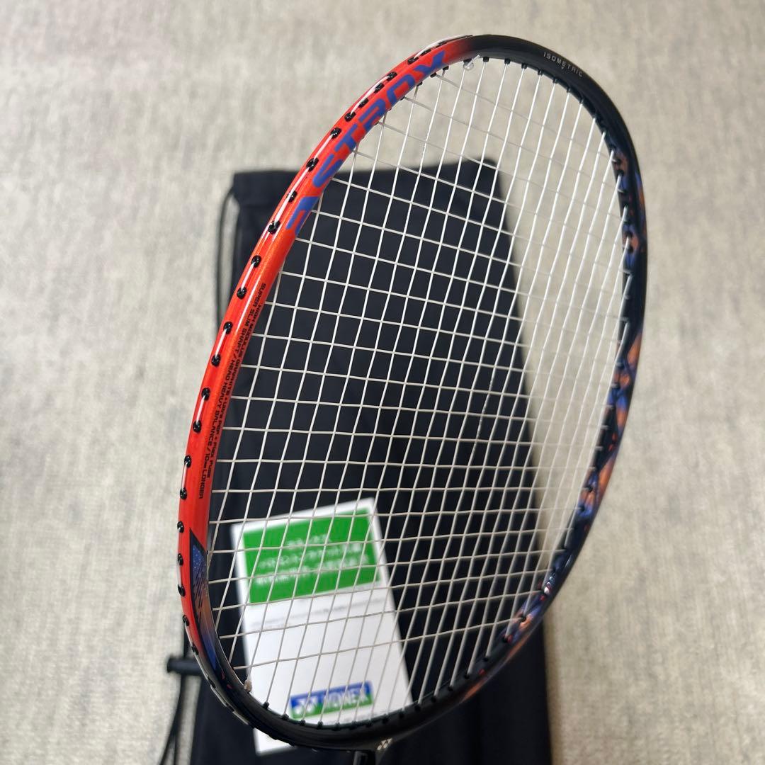 YONEXバドミントンアストロクス77pro4U6