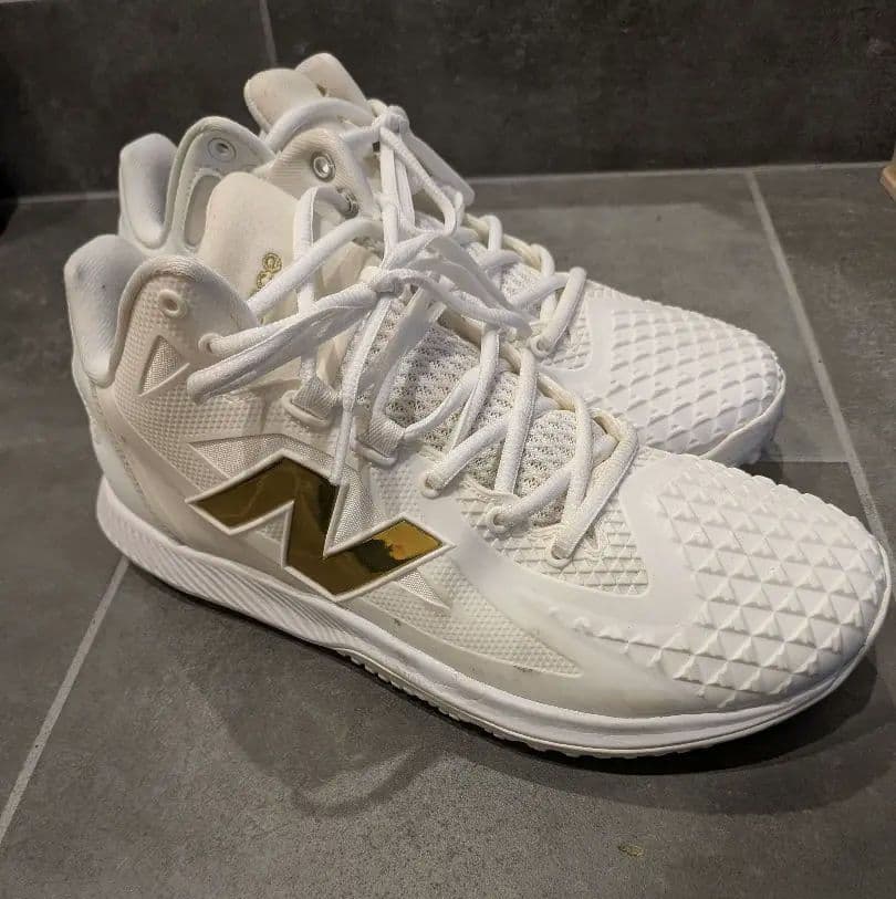 ア*ン様 New Balance S01 スニーカー ホワイト/ゴールド 大谷翔