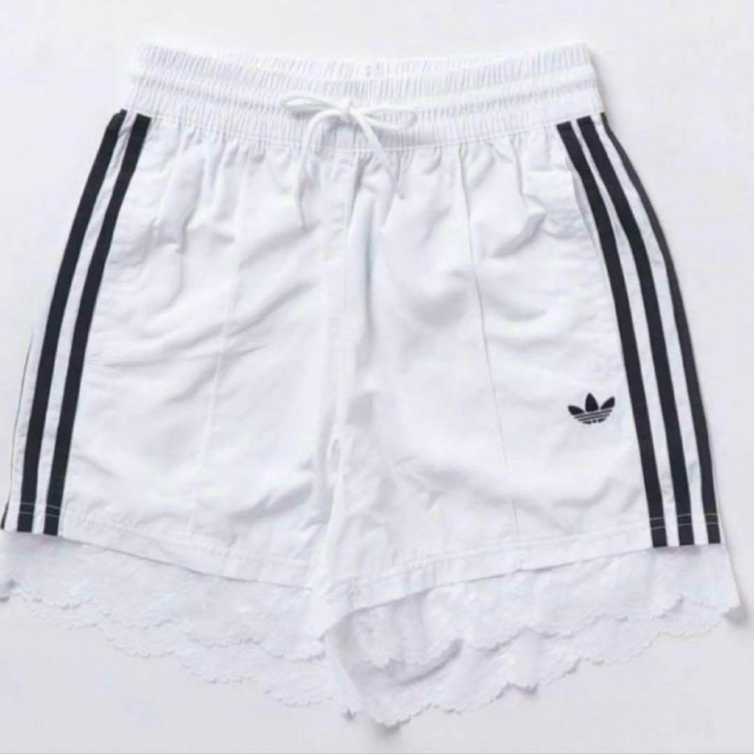 ZOZO限定 adidas レース トリム スリーストライプス パンツ