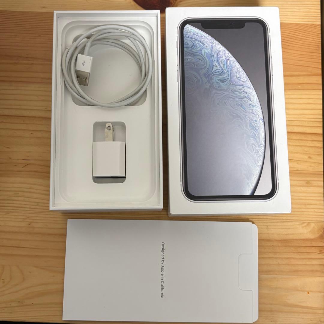 Apple iPhone XR ホワイト 本体　128G
