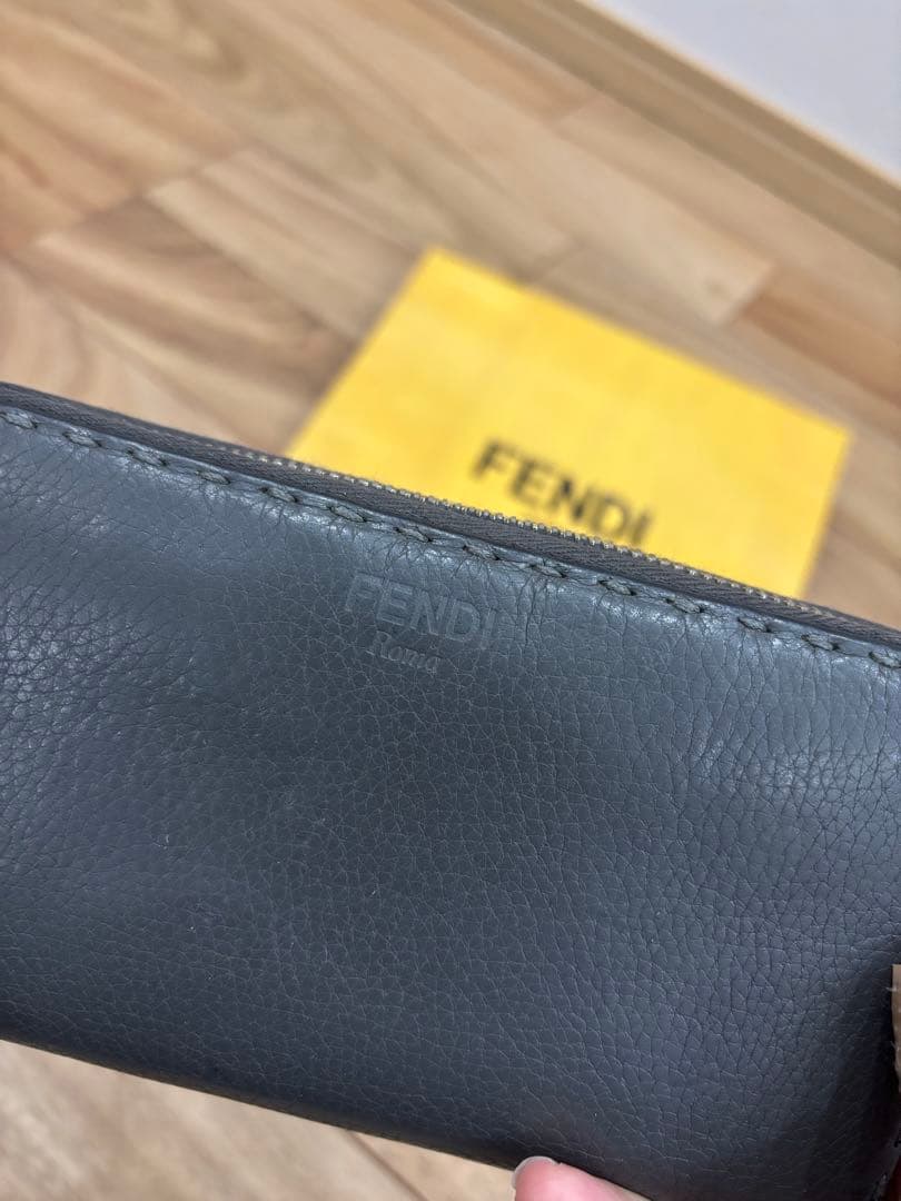 FENDI財布