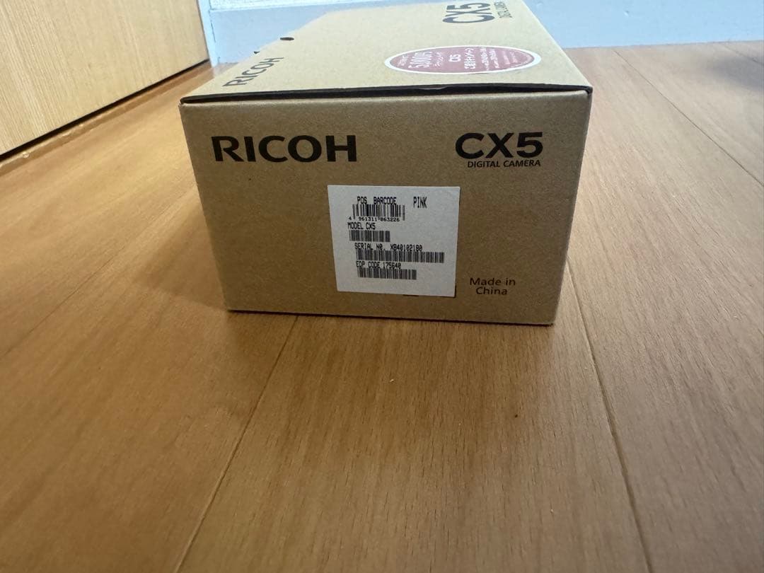 RICOH リコー　コンパクトデジタルカメラ　CX5 未使用