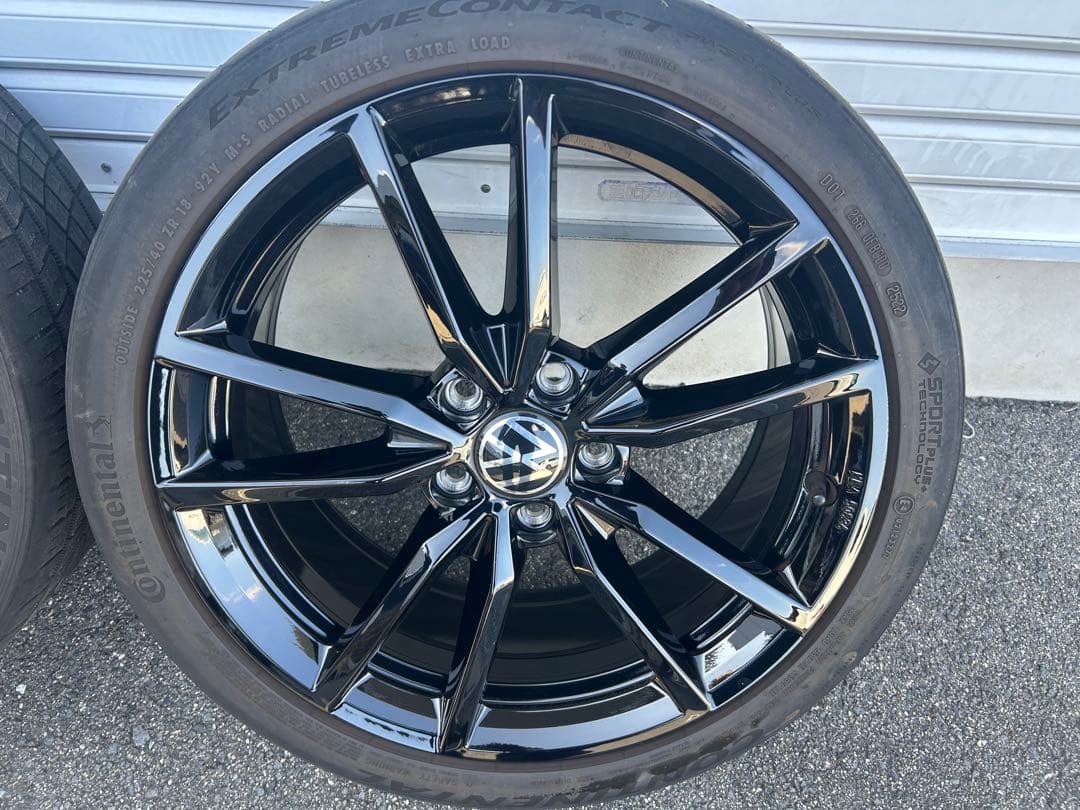 18インチ ブラックホイールセット Continentalタイヤ付き