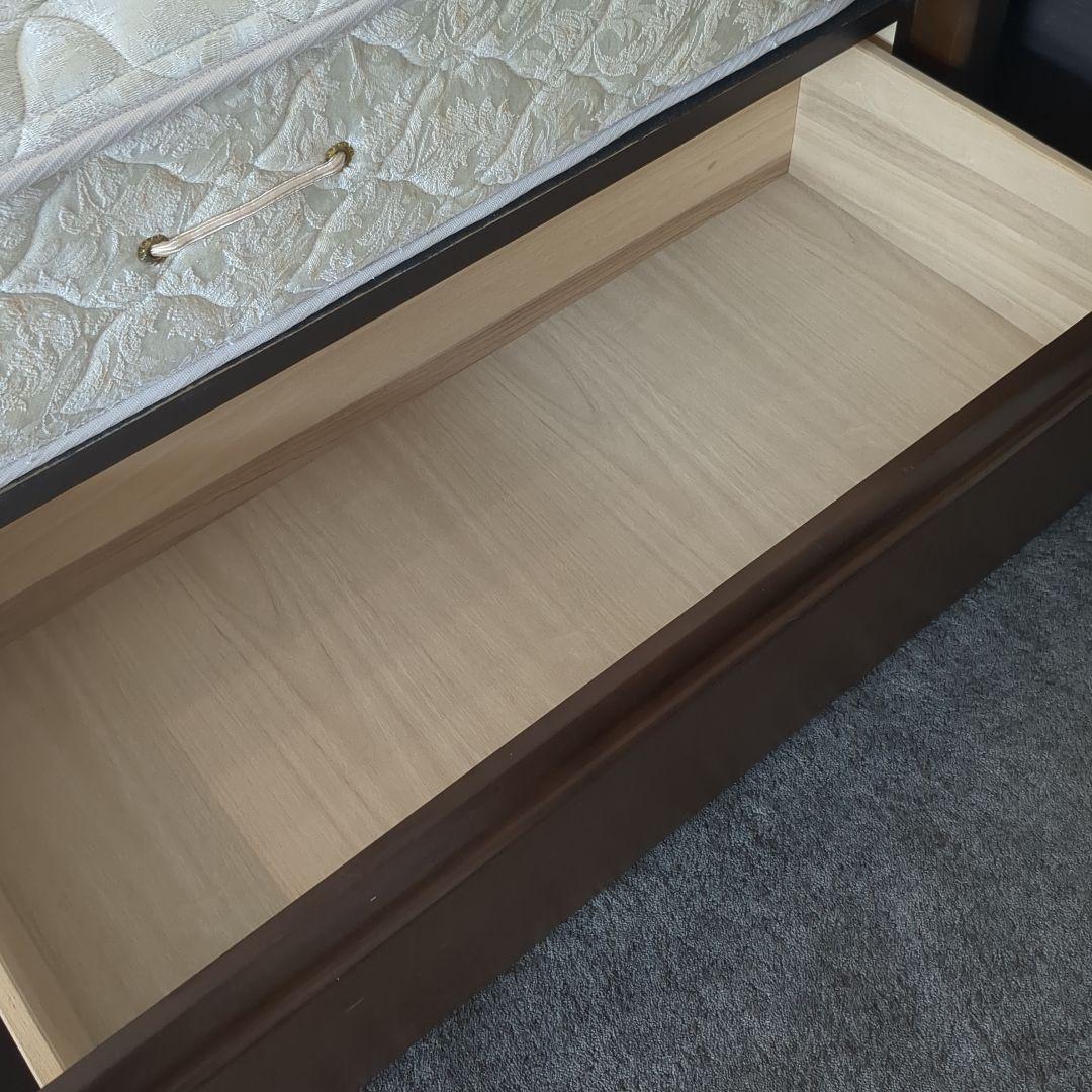 Simmons キングサイズ　引出し付き ベッド(引取り限定です)