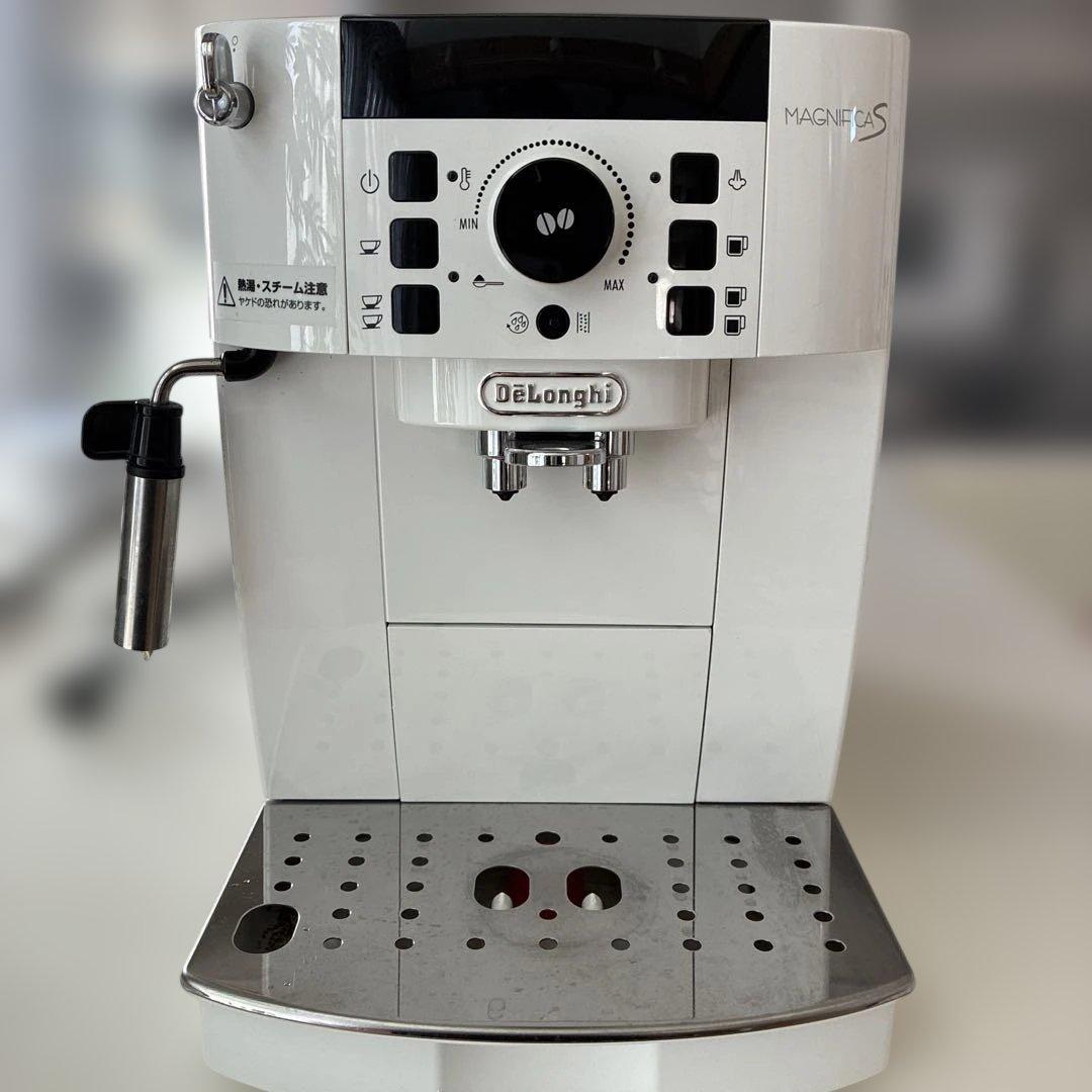 デロンギ　マグニフィカS エスプレッソマシン