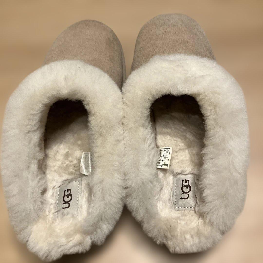 UGG ベージュ スエード ファーサンダル　28cm