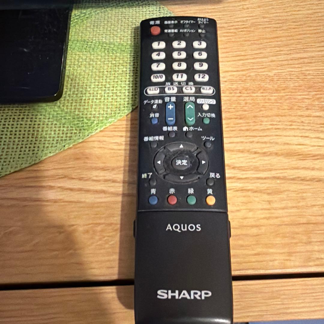 シャープ　液晶テレビ　22インチ