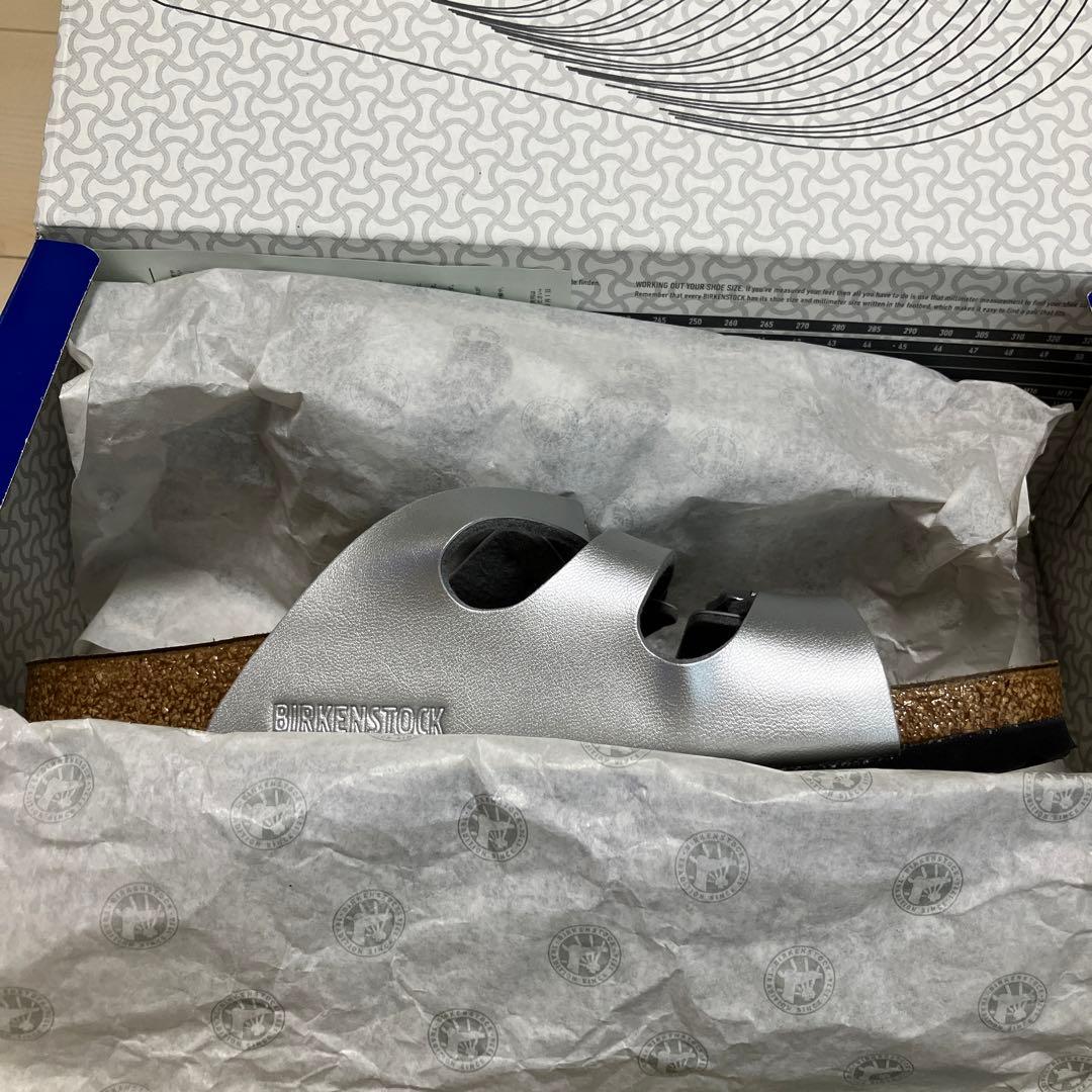 値下げ:BIRKENSTOCK シルバー サンダル 38