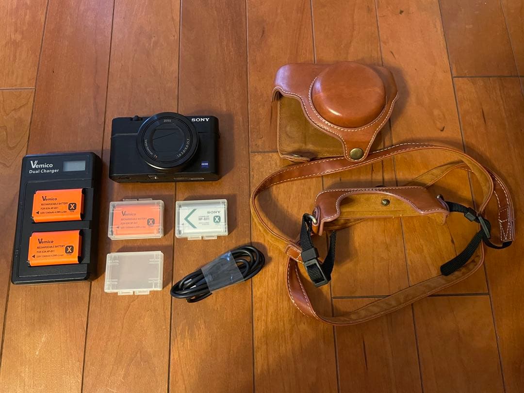 SONY コンパクトデジタルカメラ RX100M3