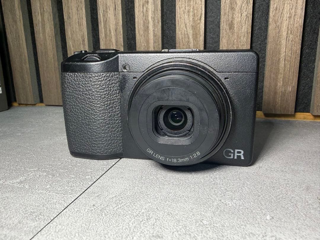 リコー　RICOH GR3 GR III