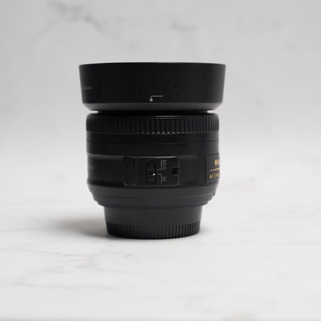 Nikon AF-S DX NIKKOR 35mm f/1.8G 単焦点レンズ