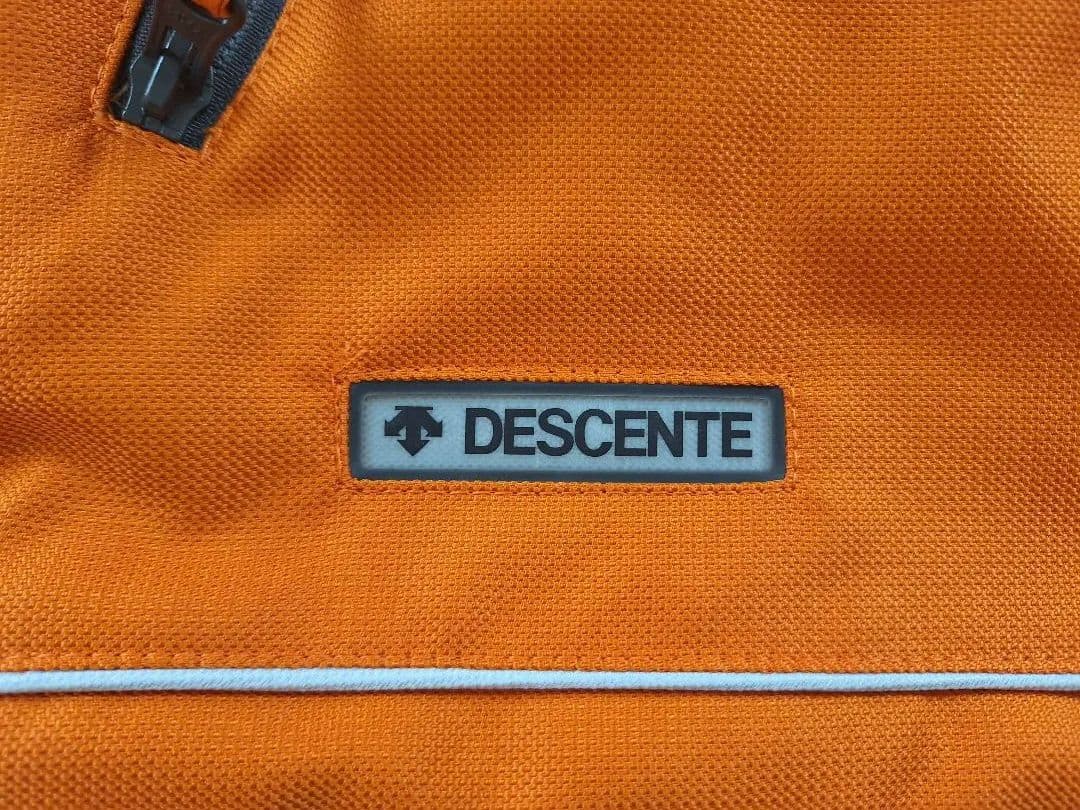 DESCENTE　スキースノボウェア