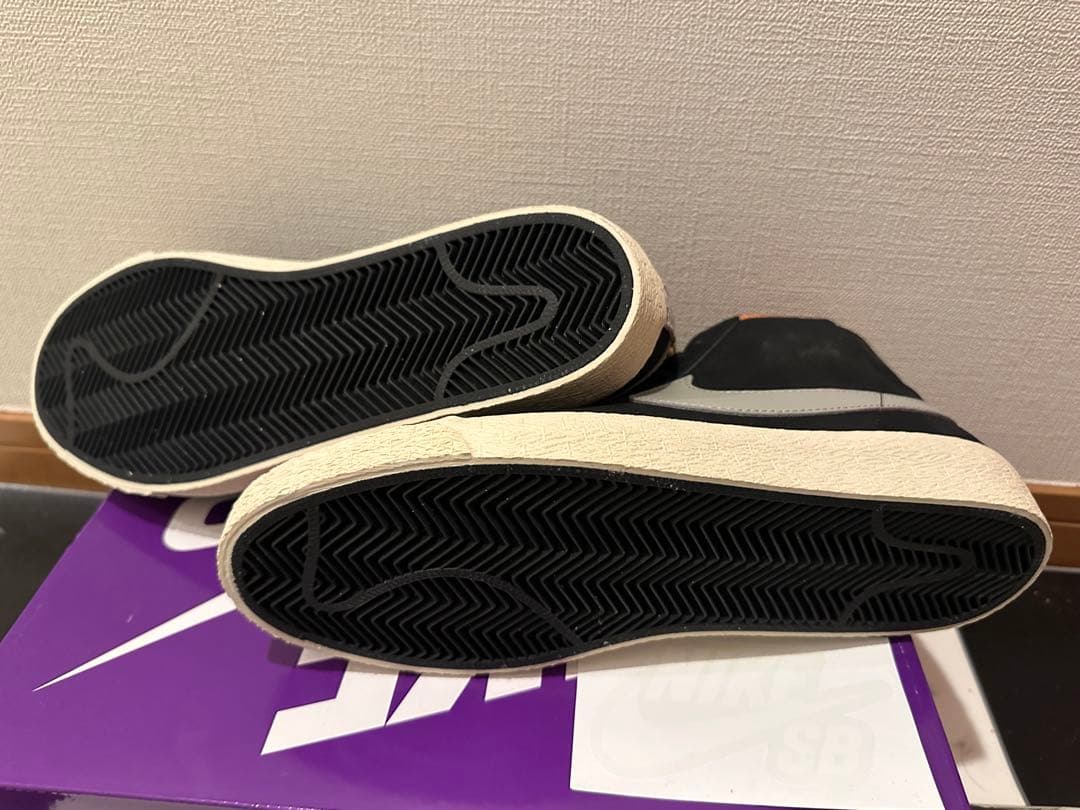 シューズ(男性用) NIKE SB HF3831-002 Zoom Blazer MID 27cm