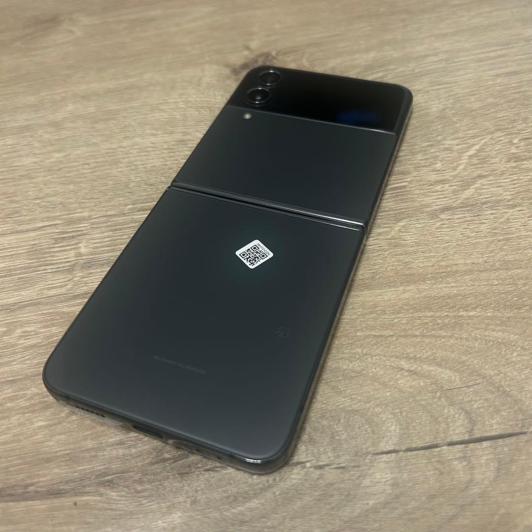 【最終値下げ】Samsung Galaxy Z Flip 4 本体箱付属品付き