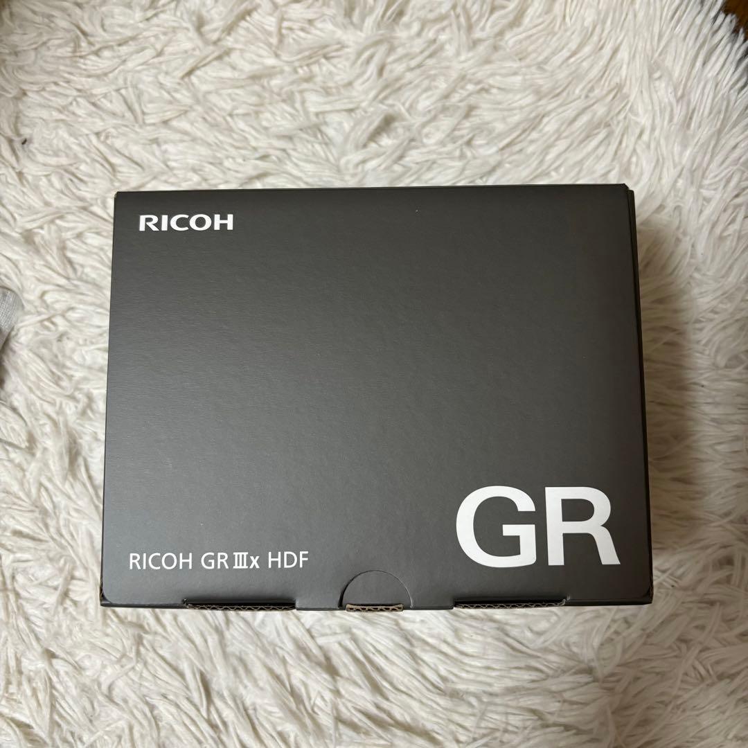 【新品未使用】RICOH GR IIIx HDF11月公式ストア購入 3年保証