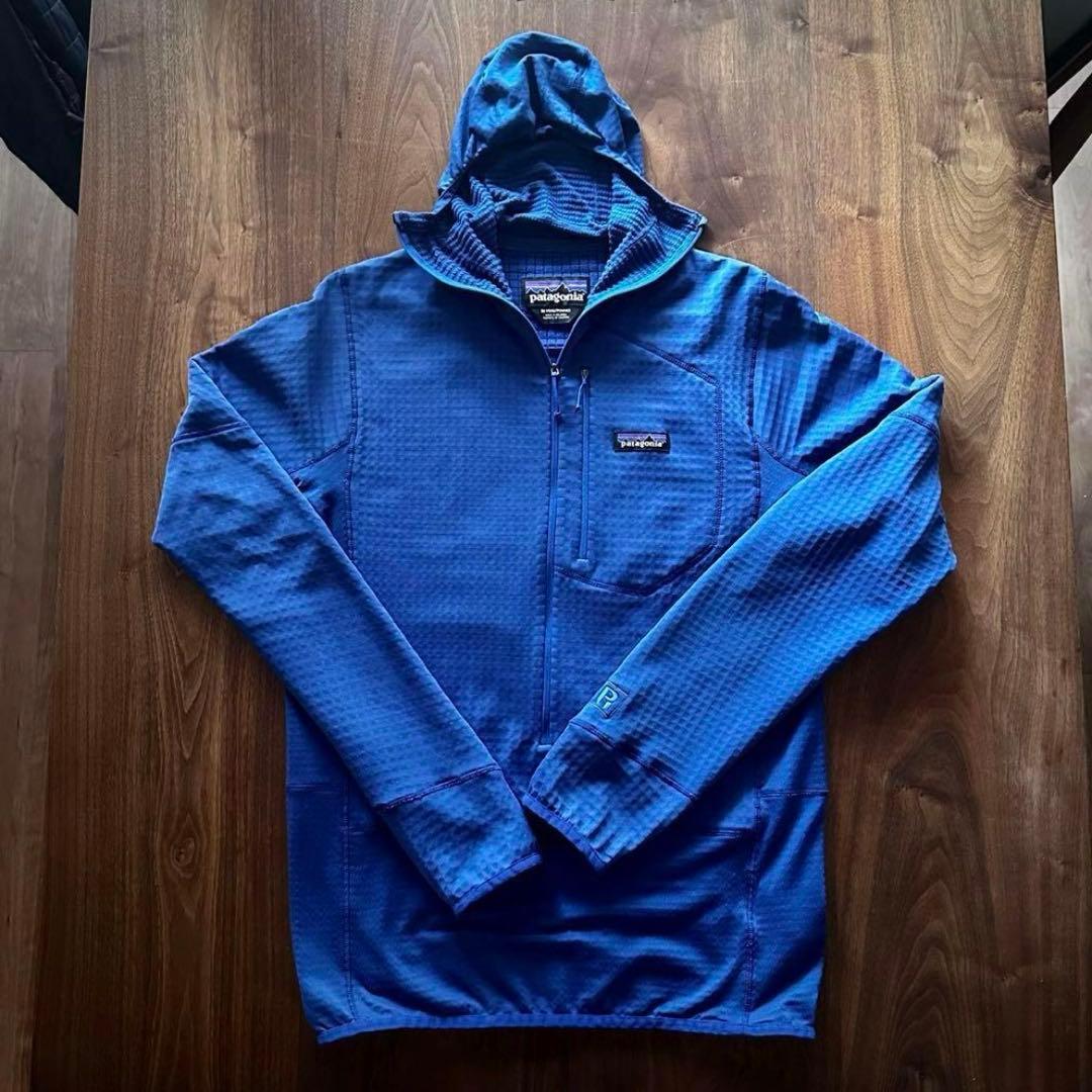 ★歳末価格★パタゴニア　R1プルオーバー・フーディ　メンズS