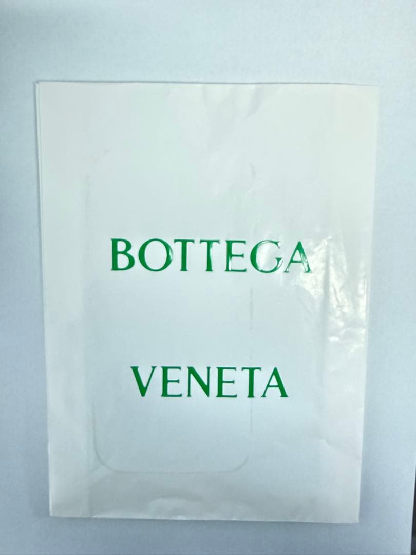 ボッテガヴェネタBOTTEGA VENETA iPhone16Proケース