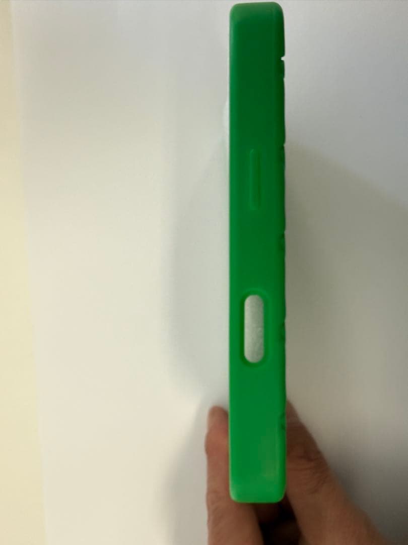 ボッテガヴェネタBOTTEGA VENETA iPhone16Proケース