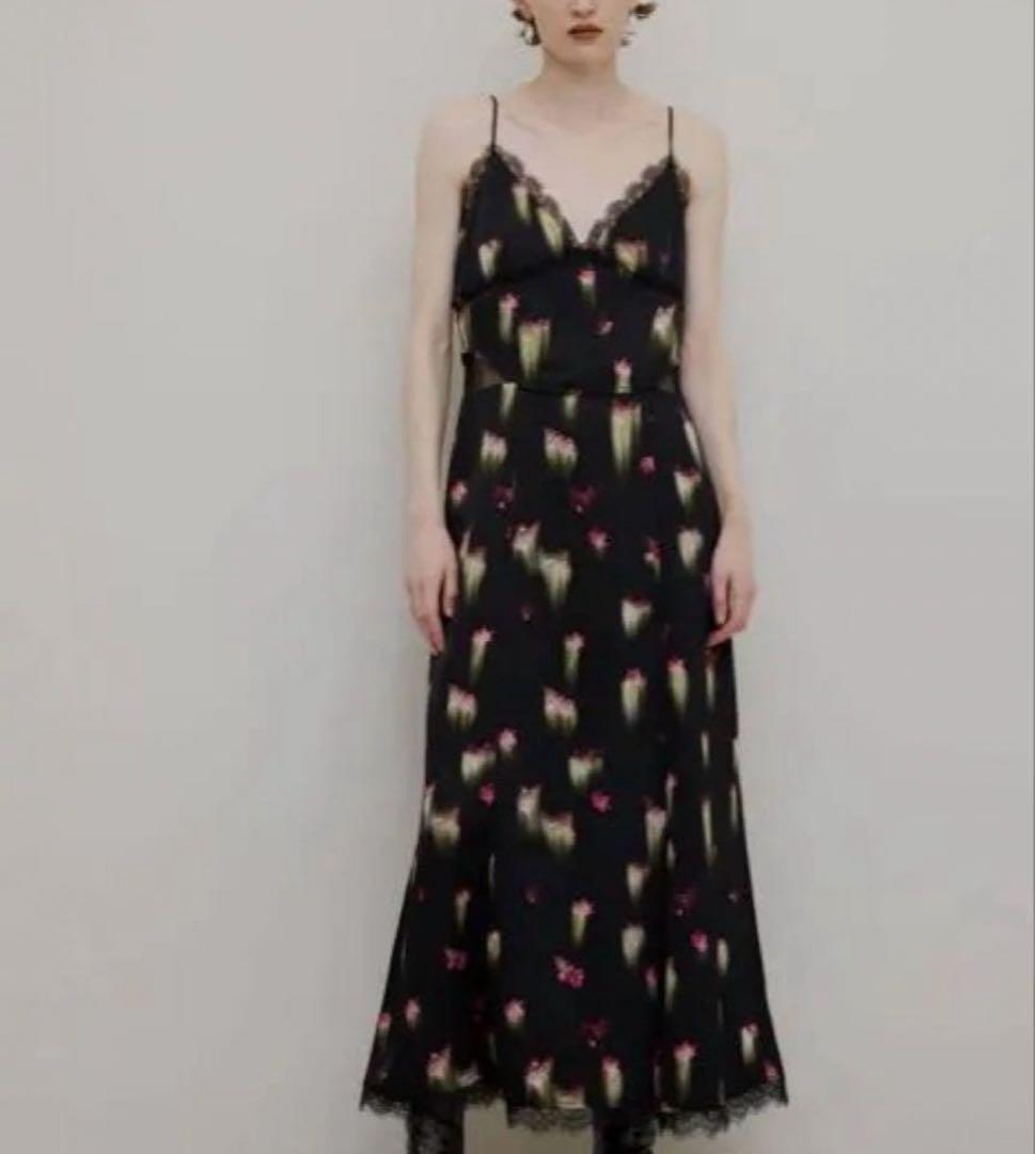 【値下げ可】アメリヴィンテージ　CLARA SATIN CAMI DRESS M