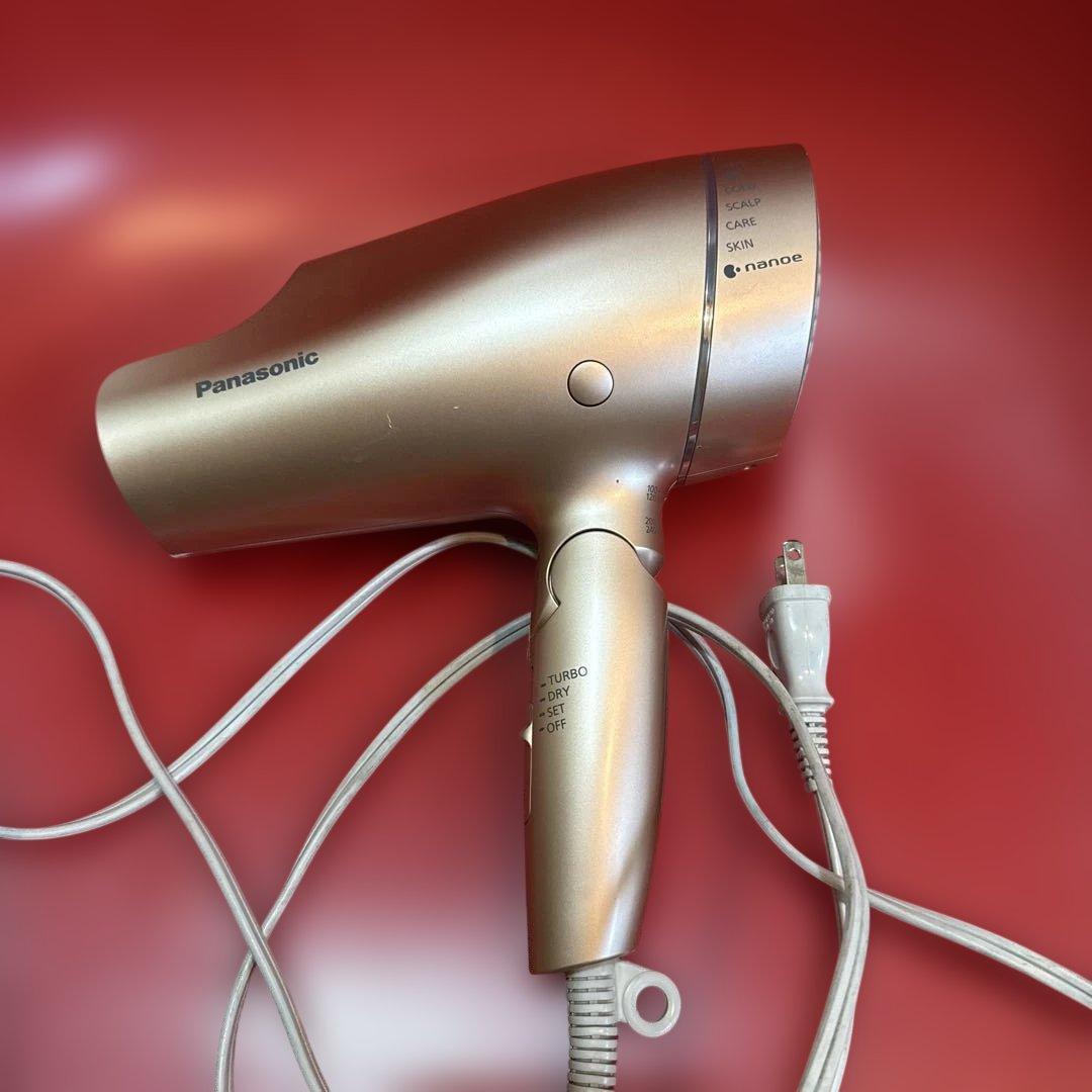 海外両用 Panasonic ドライヤー ナノケア ピンクゴールド2022年製