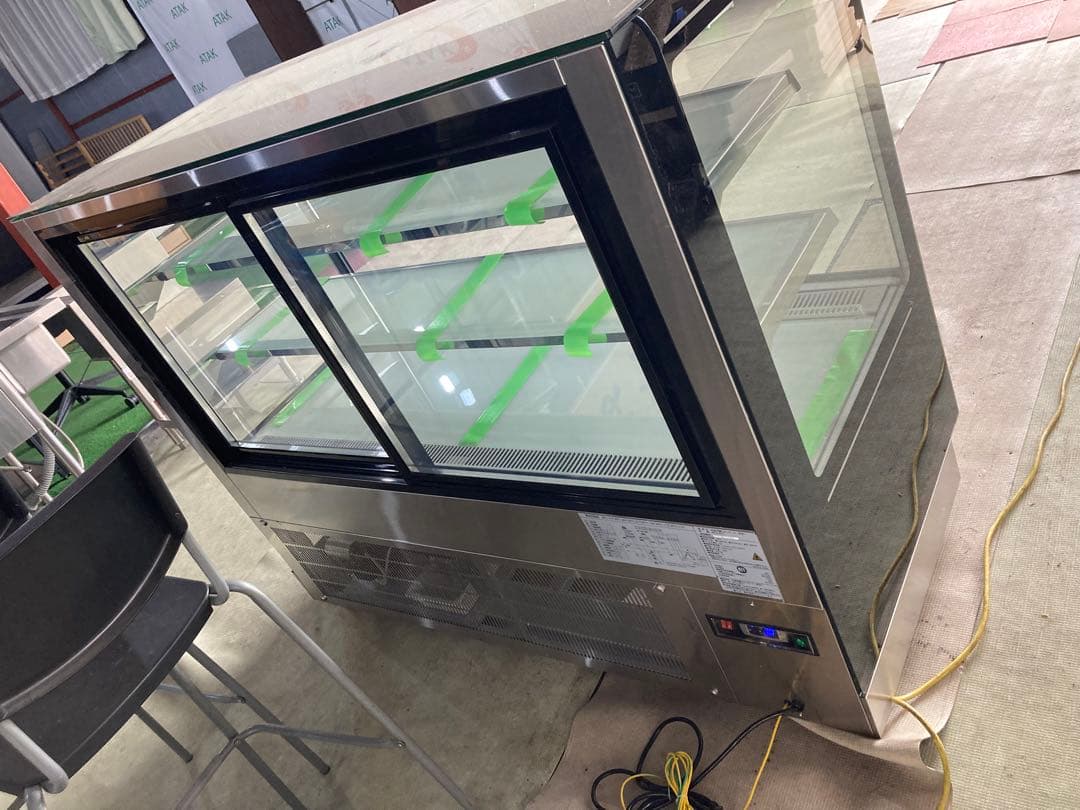 中古品　2022年　ケーキ冷蔵ショーケース　RITS- 動作確認済み