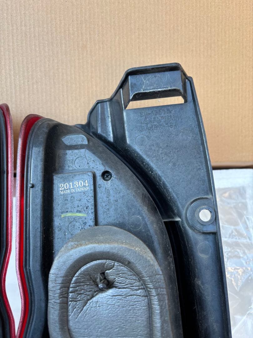 ハイエース　Valenti テールランプ　ブレーキランプ　両側