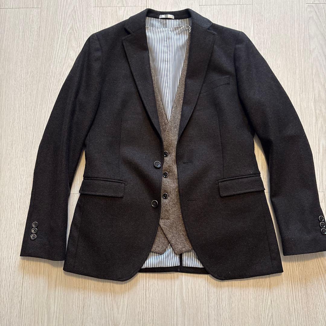 ダークブラウン スリーピーススーツ ウール製