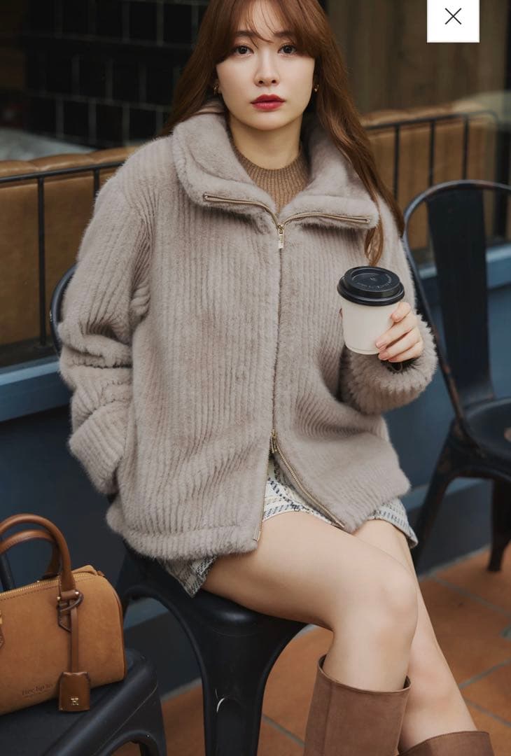 新品未使用 Twila Faux Fur Zip Jacket