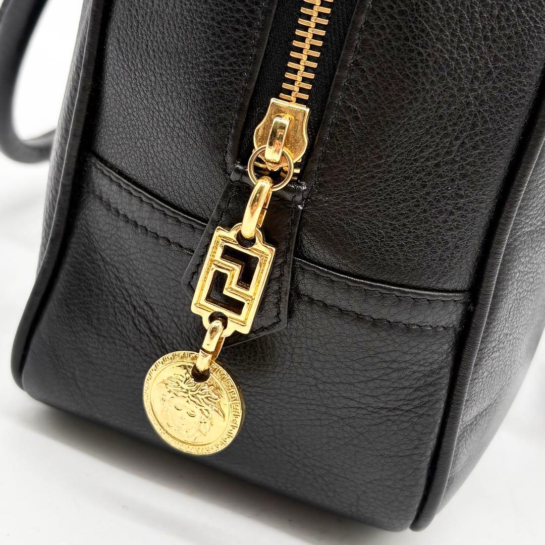 美品✨ヴェルサーチ ハンドバッグ メデューサ レザー ゴールド金具 ブラック