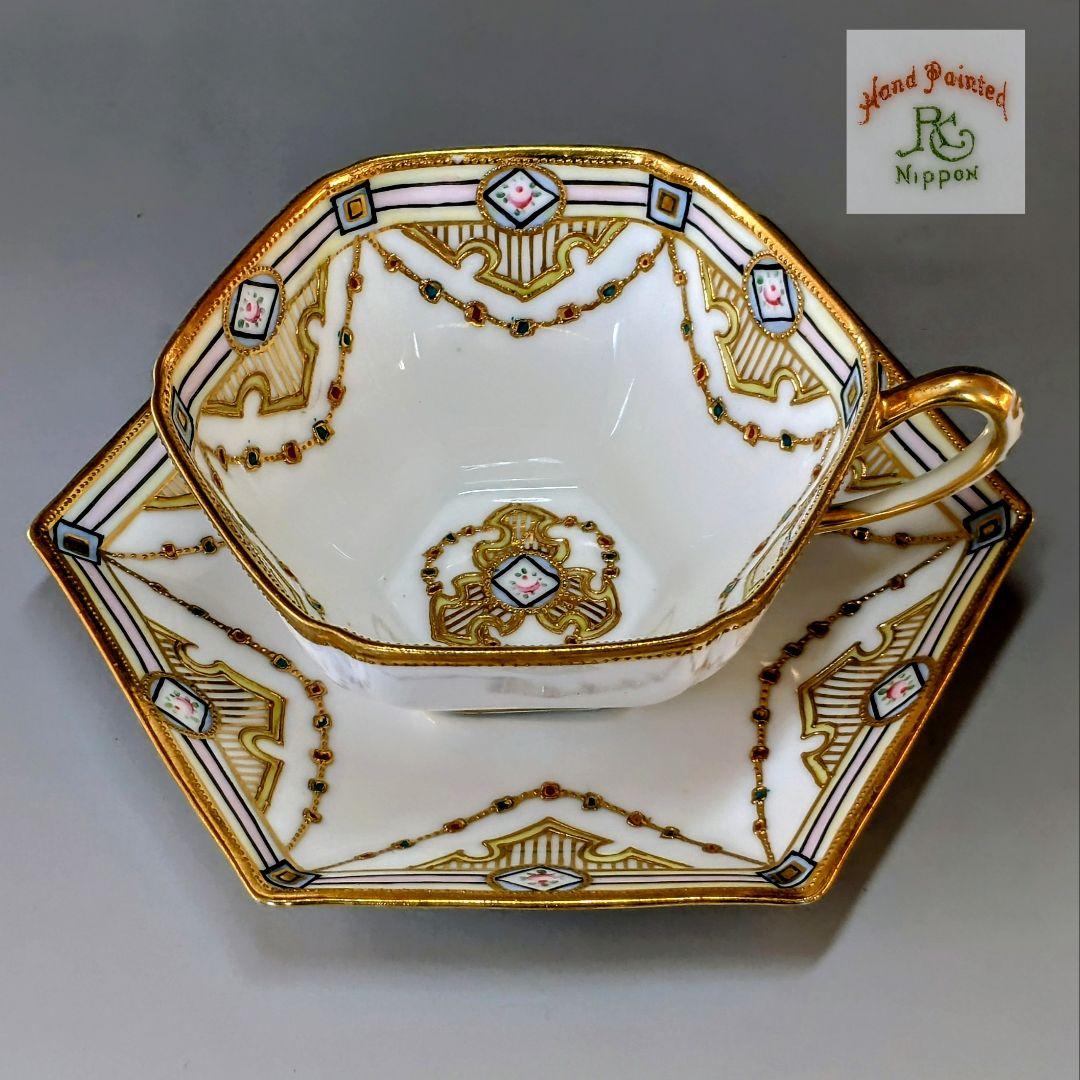 オールドノリタケ・金盛上陽刻薔薇柄　ガーランド装飾　ヘキサゴン　カップ＆ソーサー