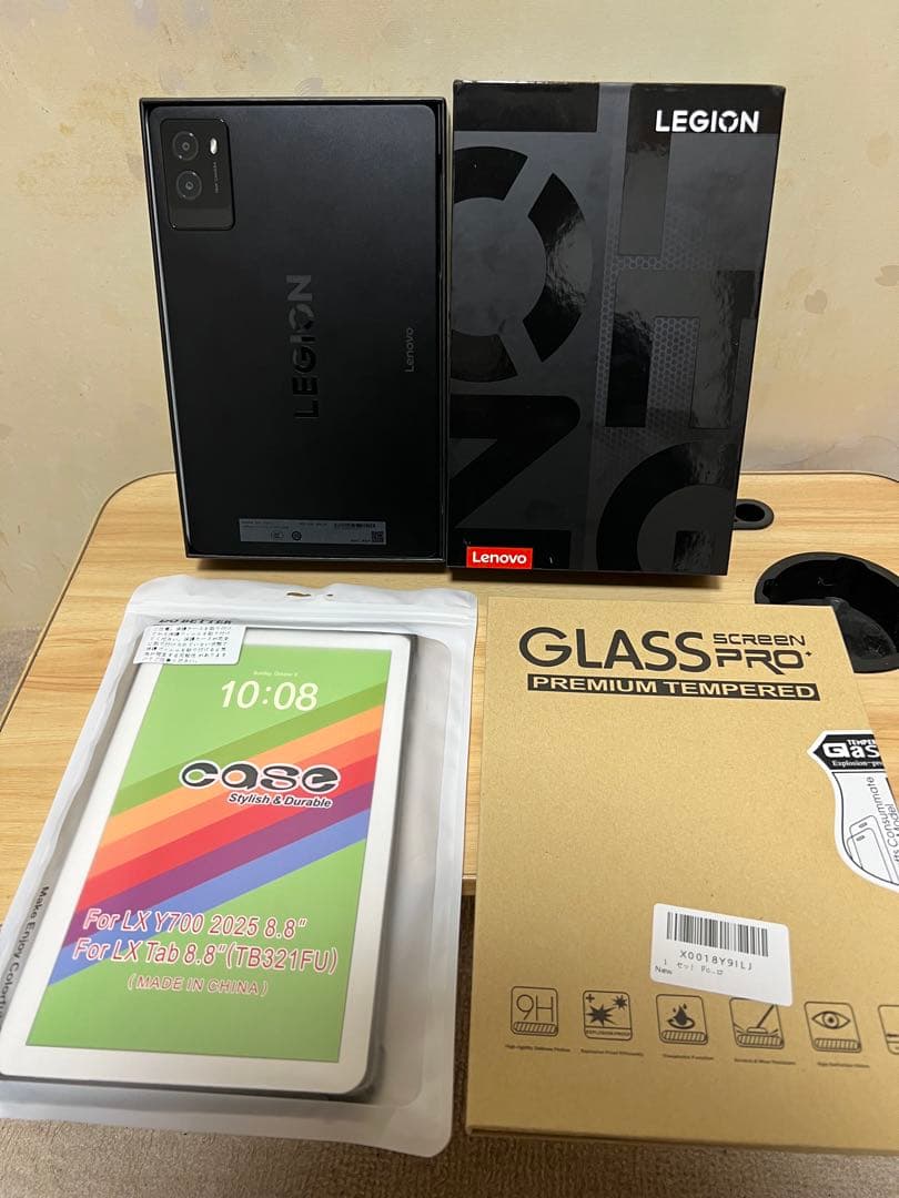 Lenovo Legion Y700 2025+ ケース と ガラスフィルム