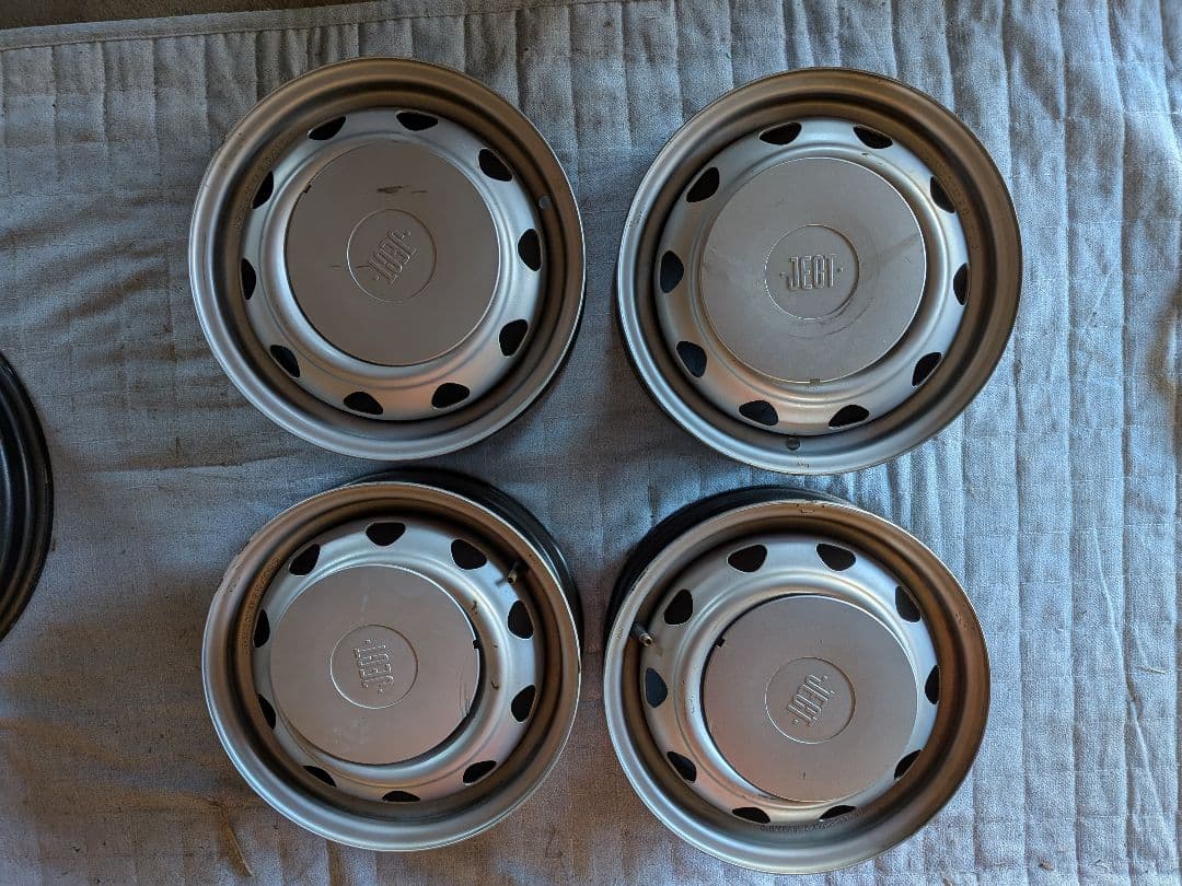 イキイキする毎日　1/2 145/80R12マルチ中古スチール＋新品ヨコハ