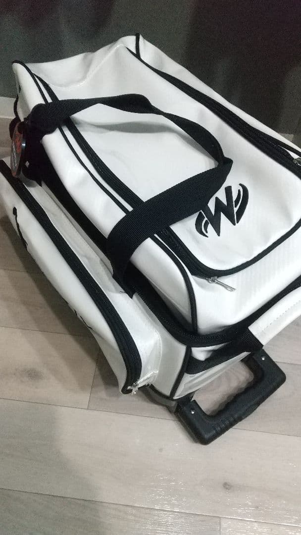 す*し様 MOTIV ボウリング用キャリーバッグ 2個