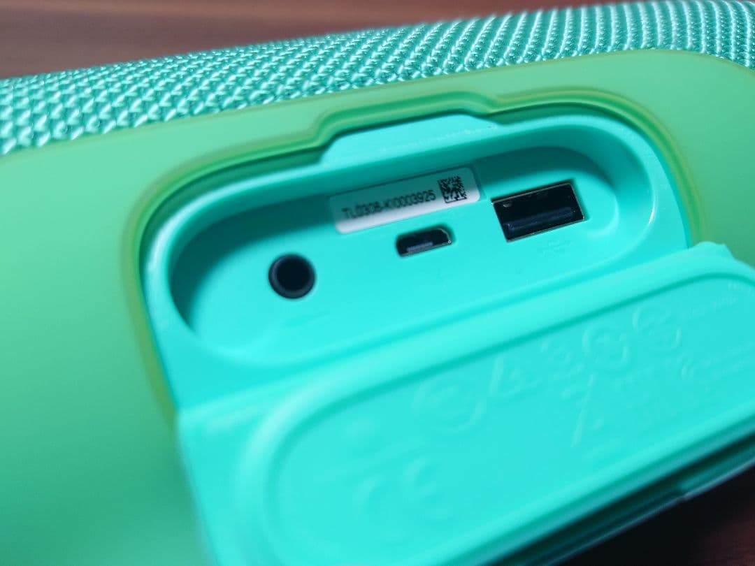 【美品】JBL CHARGE3ポータブルBluetoothスピーカー　2個セット