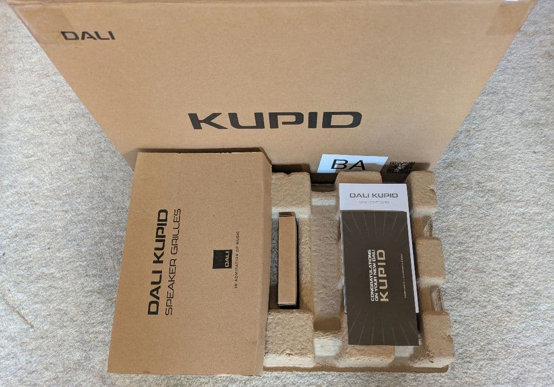 DALI KUPID スピーカーケーブルつき