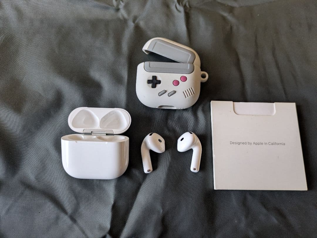 air pods 4 エアーポッズ　おまけ付き　 ノイズキャンセリング