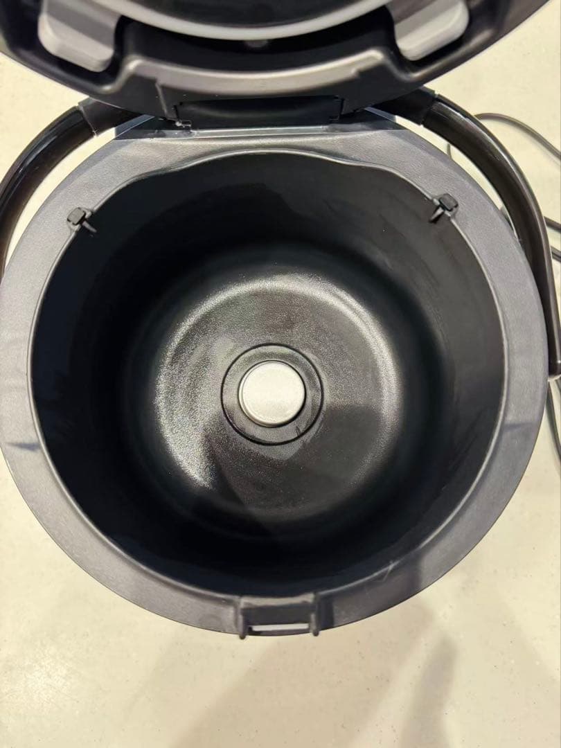 日立 IH炊飯器 RZ-TS202M炊飯器 ブロンズゴールド 2016年製