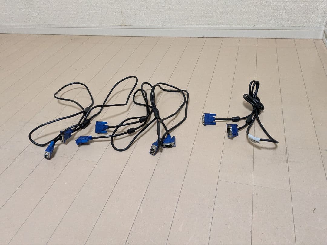 DELL モニター 本体　ケーブルセット