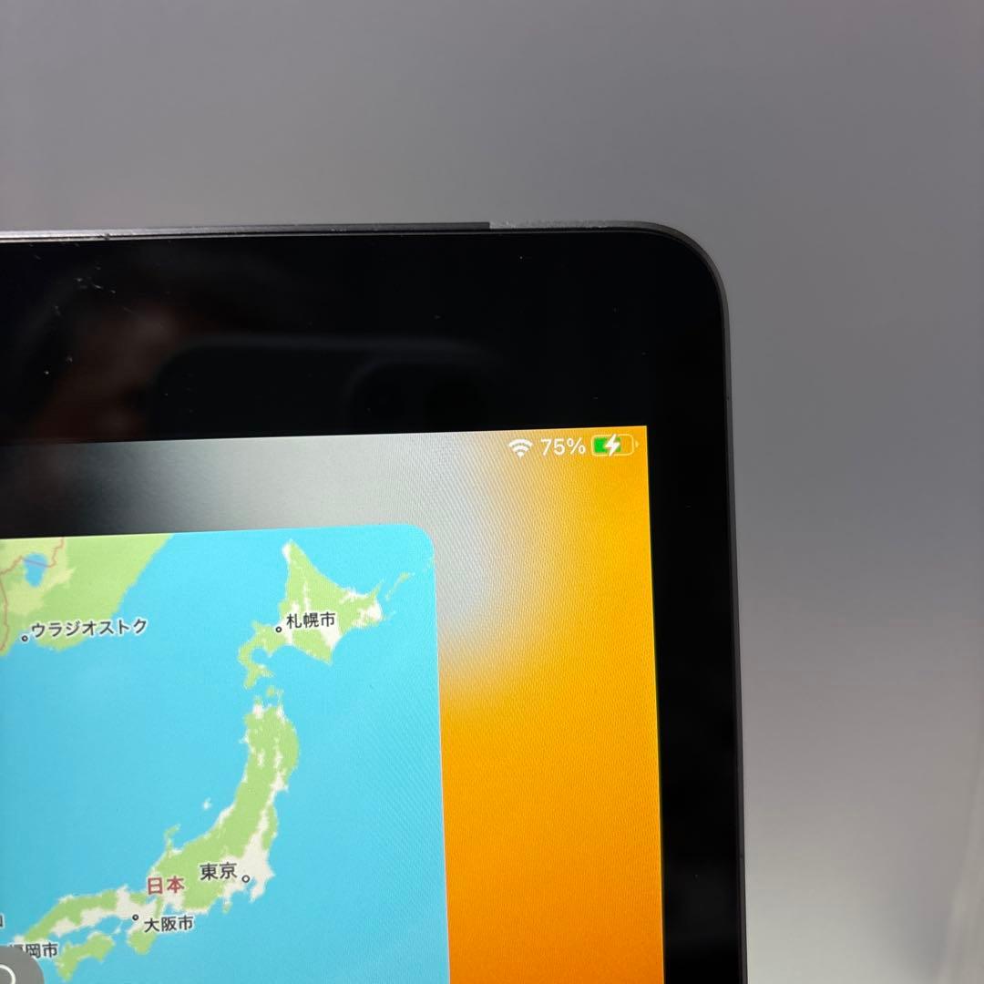 iPad8 32G Wi-FiとSIMフリー PSEパッテリー新品100％