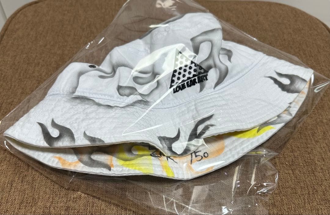 love ear art 50個限定　サイン・シリアル入りハット