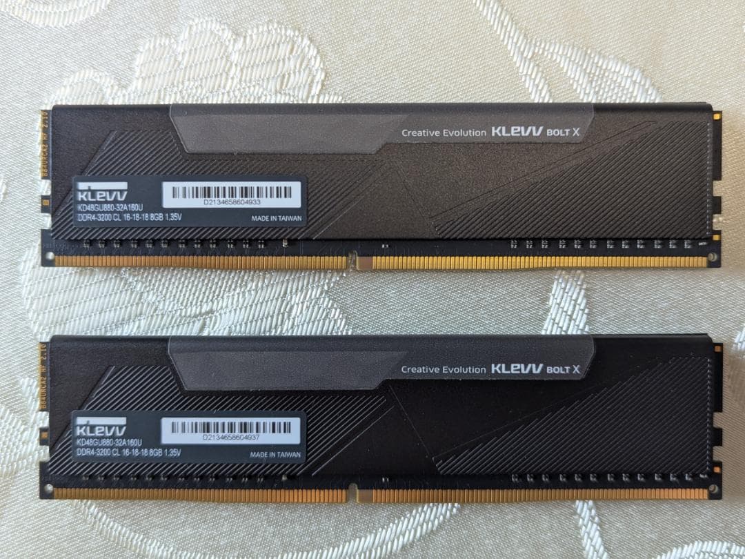L*4様 KLEVV BOLT X DDR4 3200MHz 8GBx2(16G