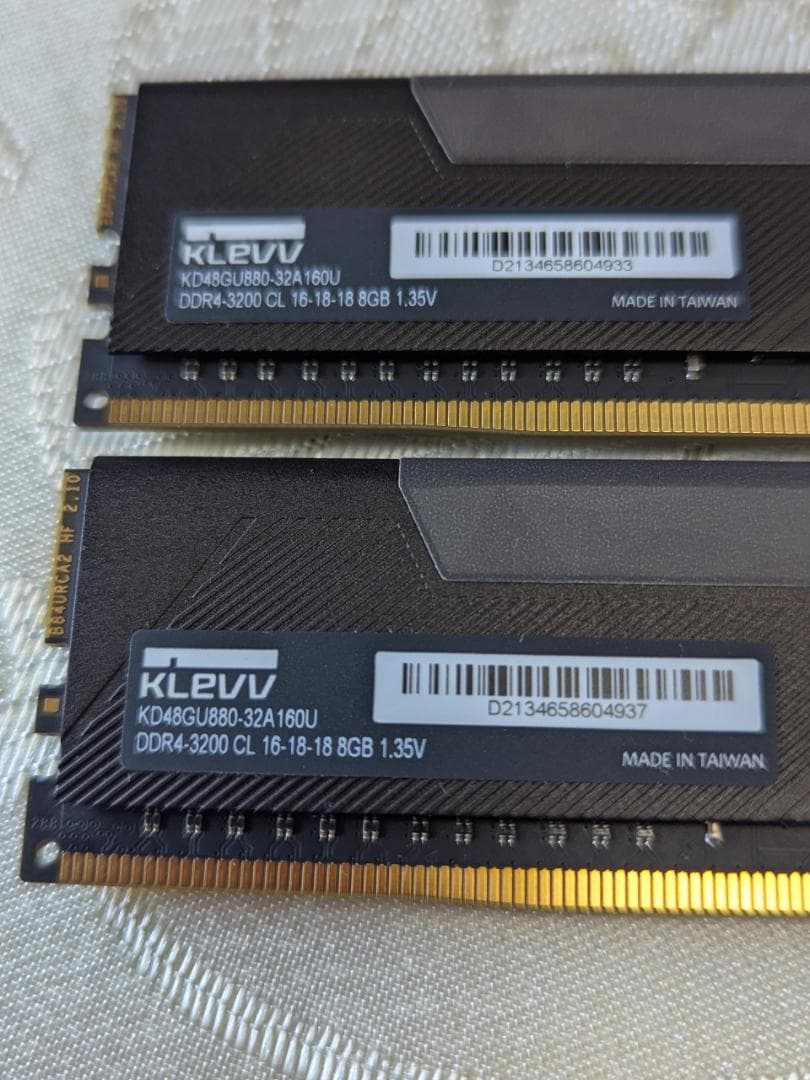 L*4様 KLEVV BOLT X DDR4 3200MHz 8GBx2(16G